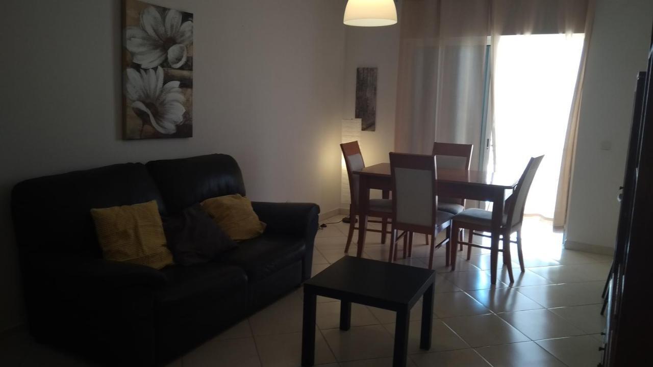 Apartamentos Monica 奎特里拉 外观 照片